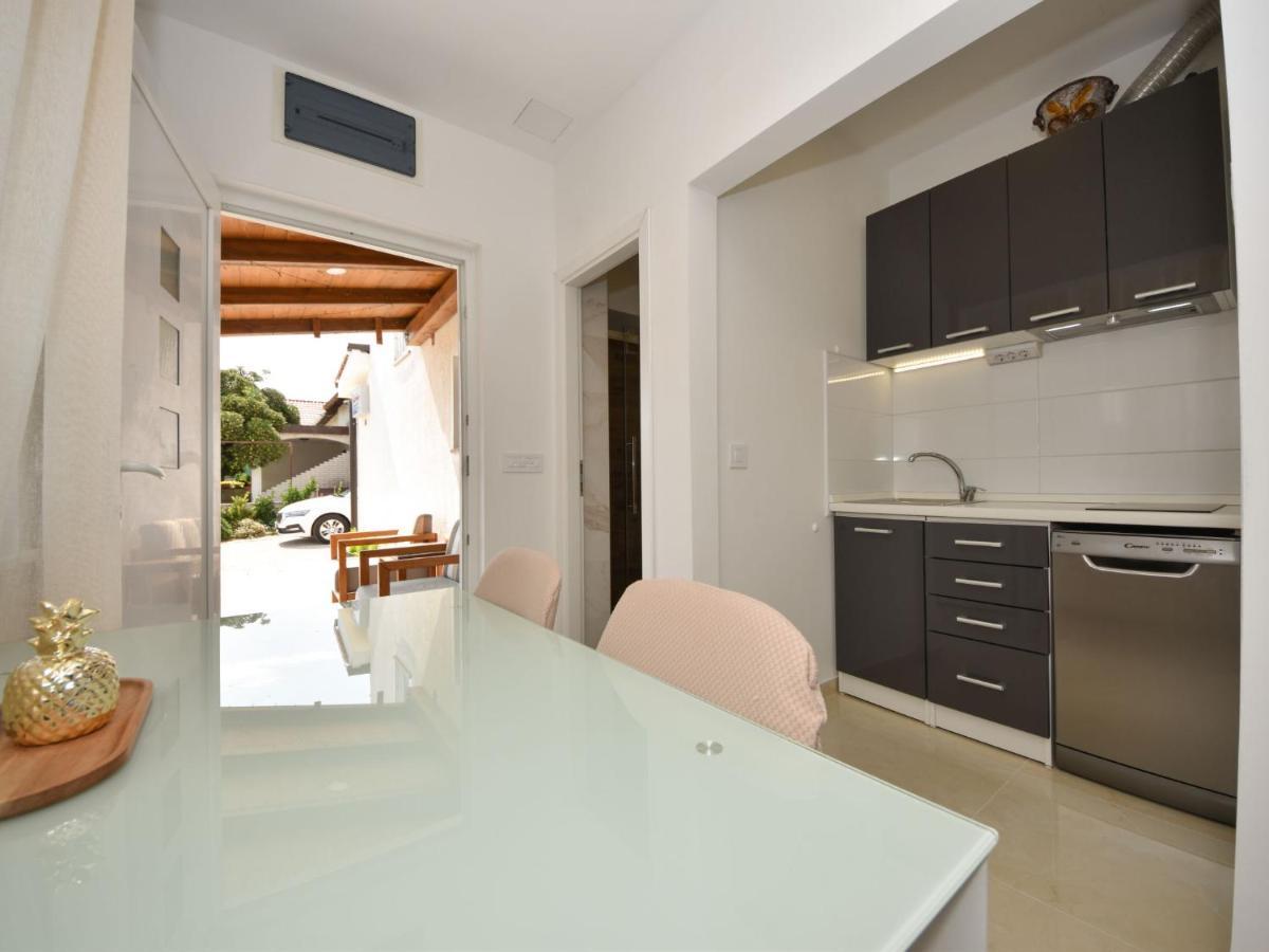 Apartment Matanovi Dvori-1 By Interhome Vir Exteriör bild